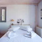 Laura_sea View_house